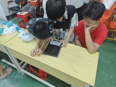 并借幫“天譜樂”中“圖生曲”功能將畫做轉