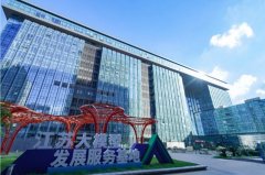 更是區域應對和、把握機緣的人才基石