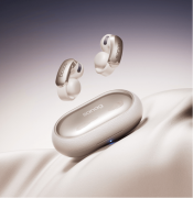 一副正正在成為我們耳邊的智能幫理、翻譯官、